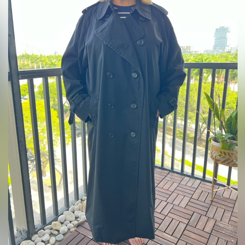 Burberry Black Double-Breasted Long Trench Coat